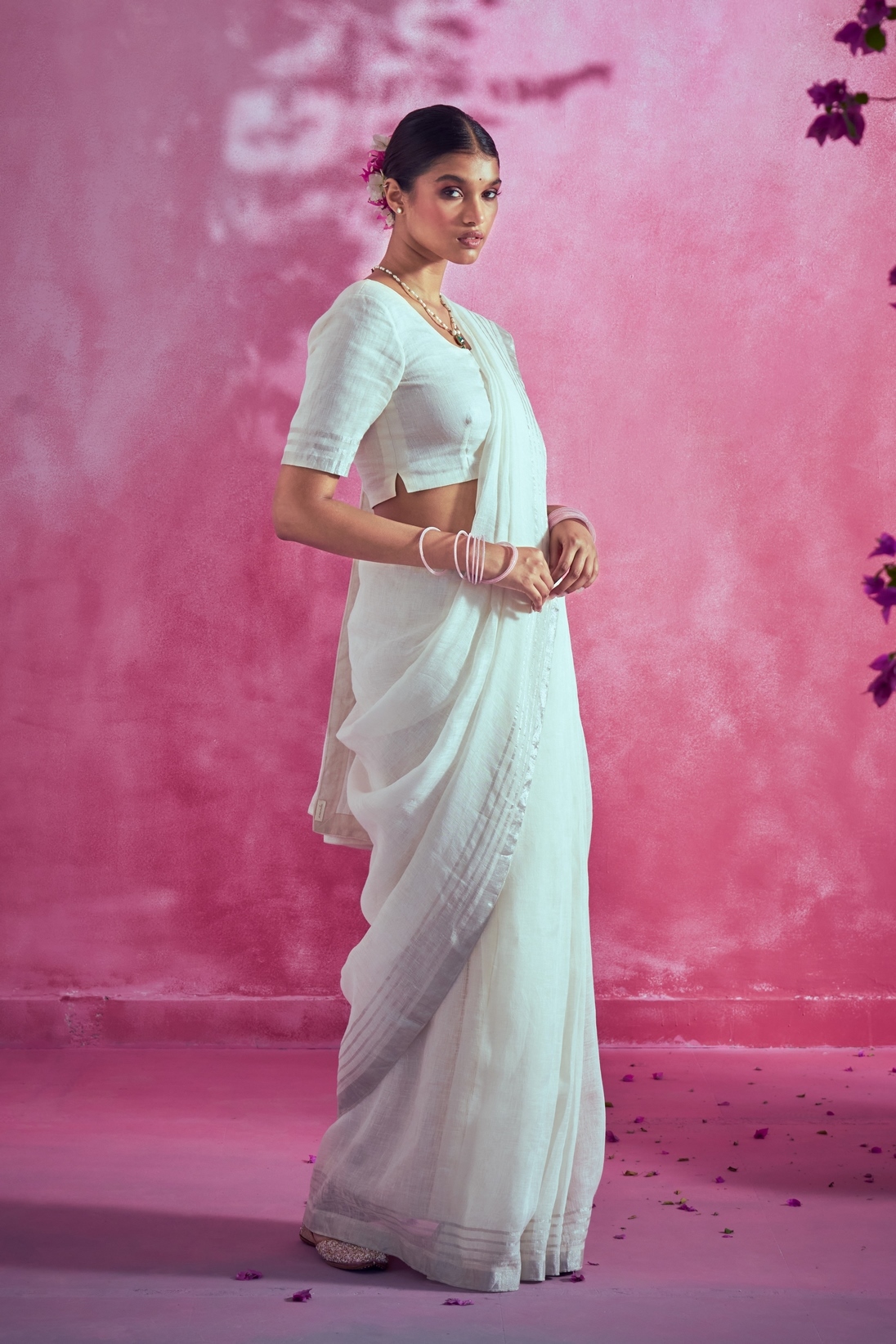 22)SILVER BORDER IVORY SARI_b