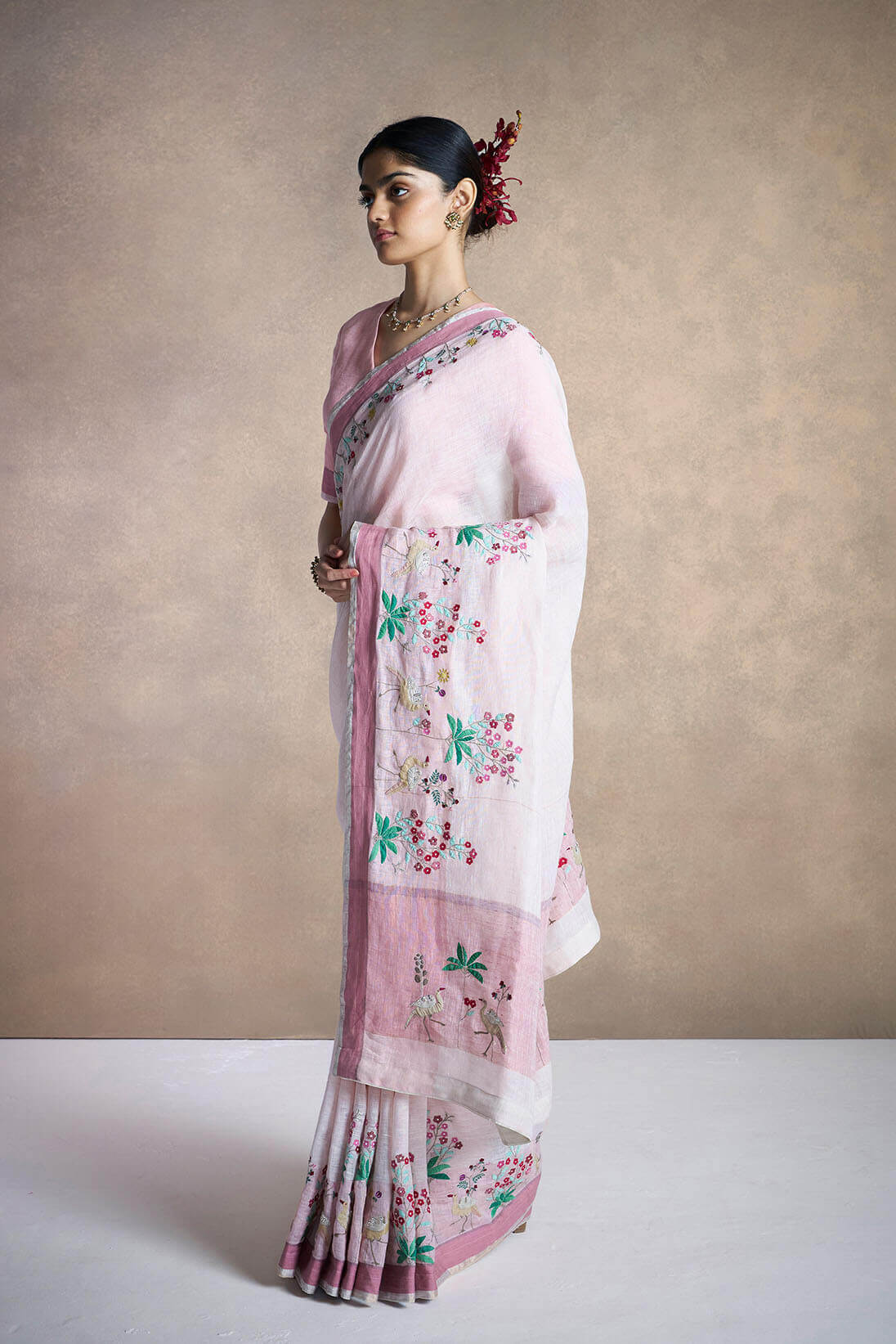 Blush Linen Applique Sari_B